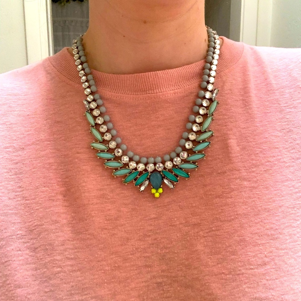 LOFT shades of aqua statement necklace